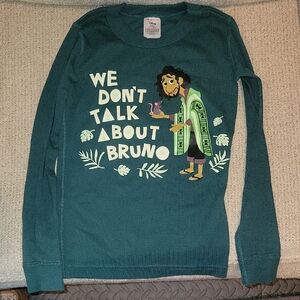 Green Graphic Long Sleeve Shirt